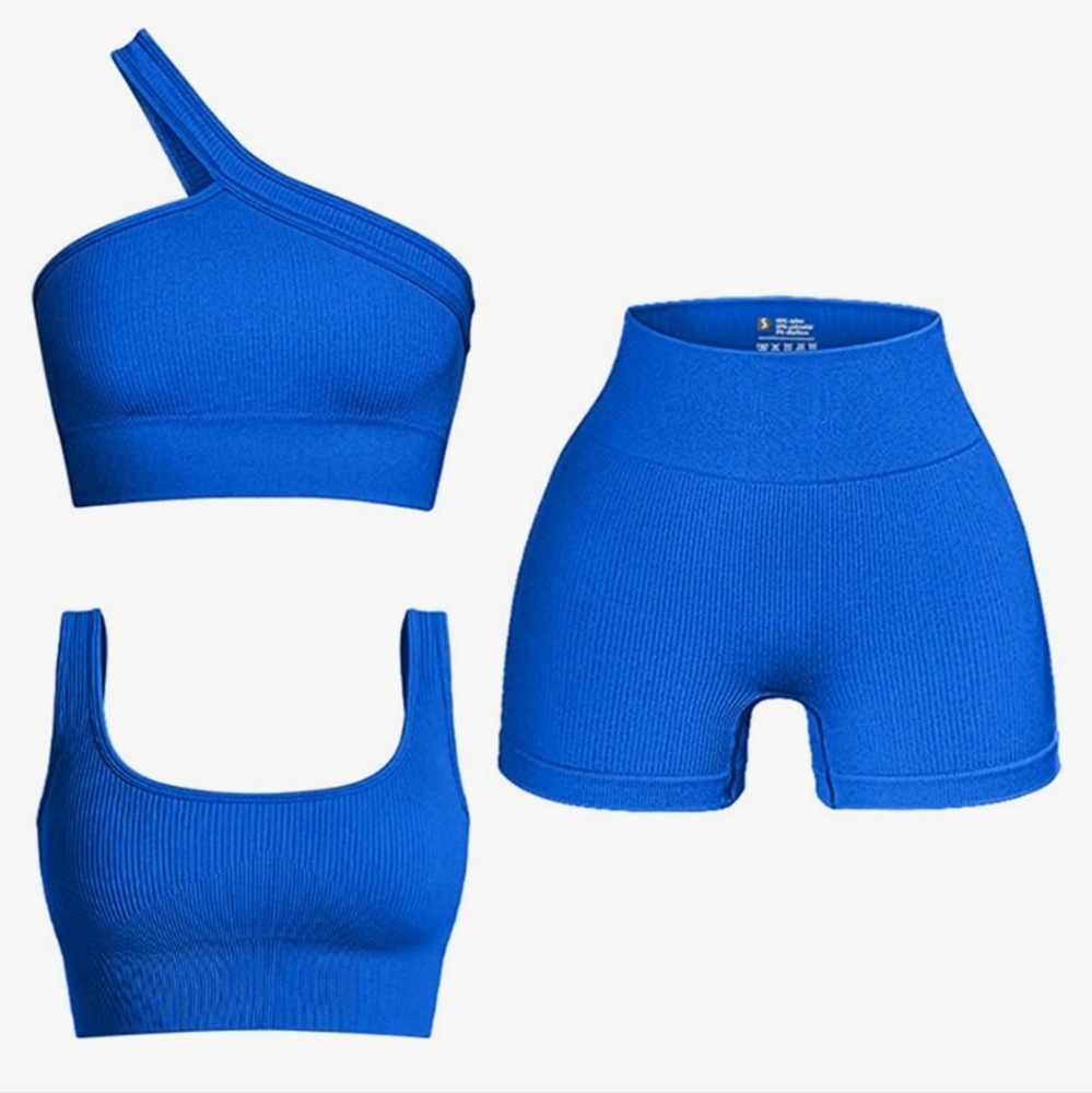 3 Piece Ribbed 2 Sports Bra And Short Set